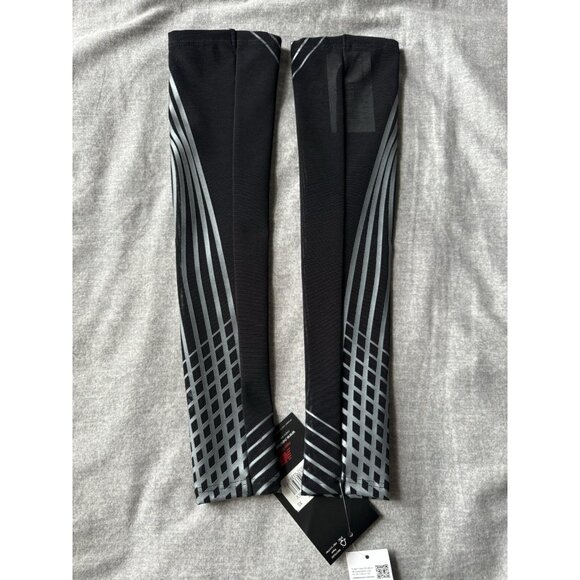 New Balance 2023 Pro Elite Issue Prodigy Track Racing Arm Black Sleeves Size XS - Picture 7 of 15
